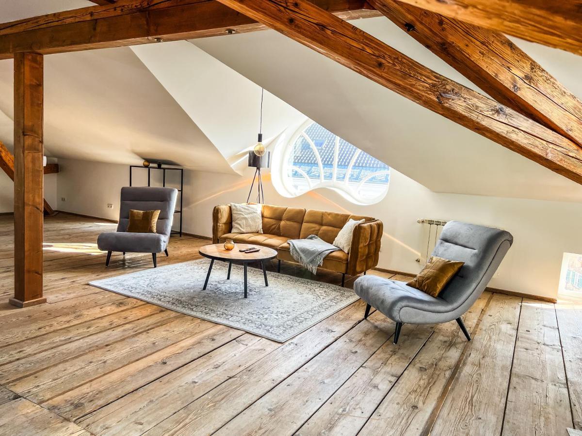 Loft-Wohnung Im Herzen Von Prien - 100M2 - Smarttv Buitenkant foto